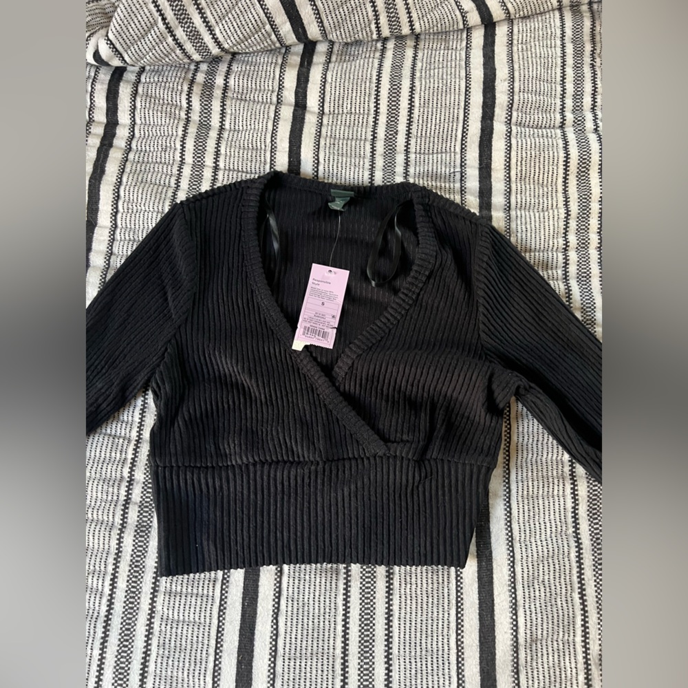 Black long sleeve, deep crossover V crop top
